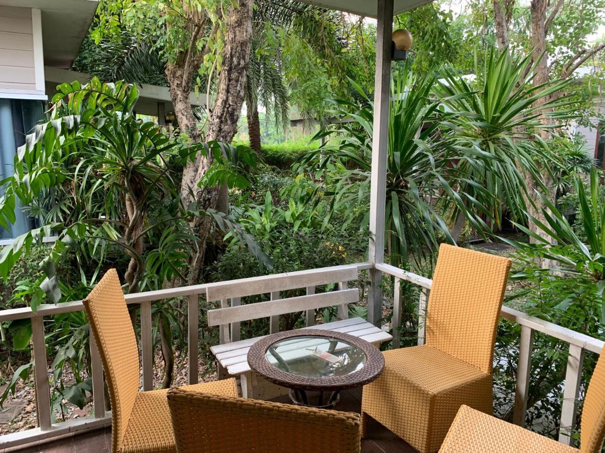 Oyo 75402 Villa Rayonghouse Ban Nong Sai Yong Luaran gambar