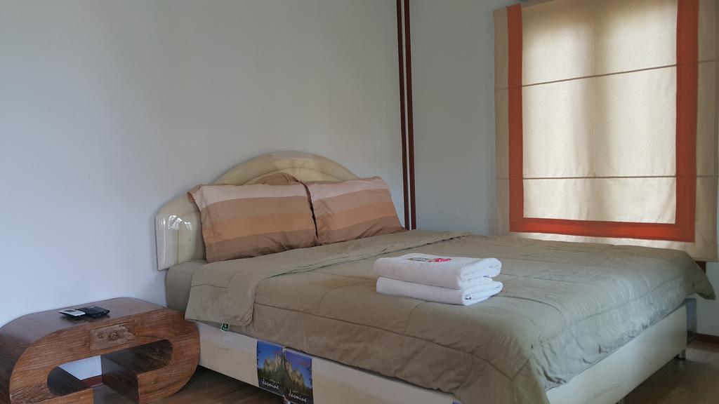 Oyo 75402 Villa Rayonghouse Ban Nong Sai Yong Luaran gambar